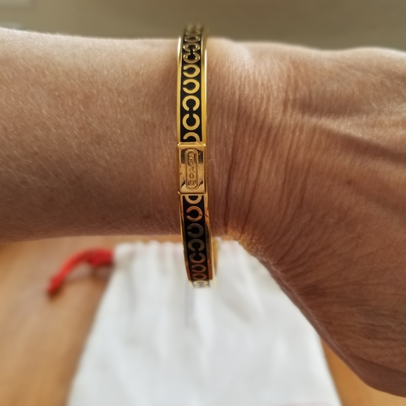 NEW AUTHENTIC COACH BRACELET